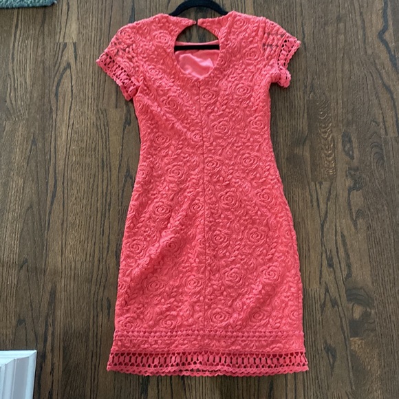 Pink crochet knit dress - Picture 2 of 2
